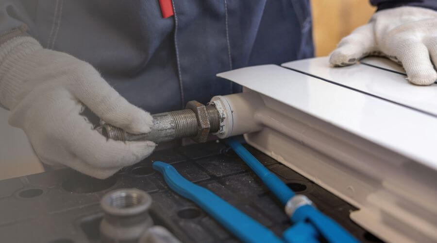 Expert burst pipe repair services in Crooksville, OH